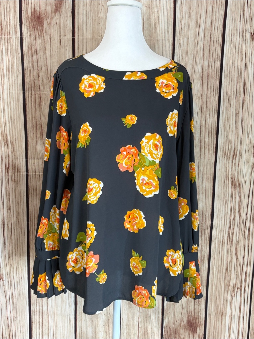 LOFT Charcoal Blouse w/Yellow-Orange Rose Print & Accordion Frill Sleeves Large
